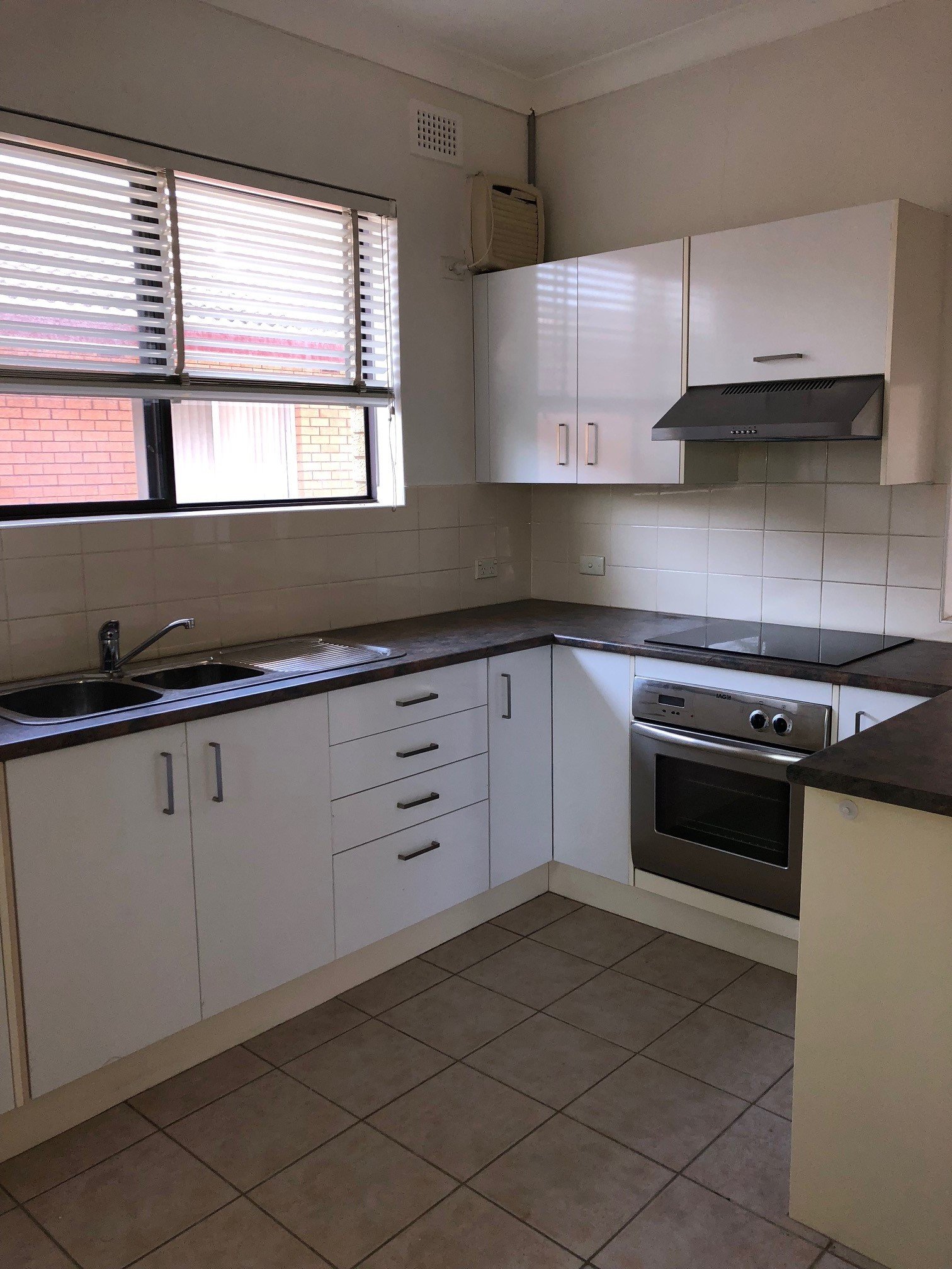 4/50 Letitia Street OATLEY 10