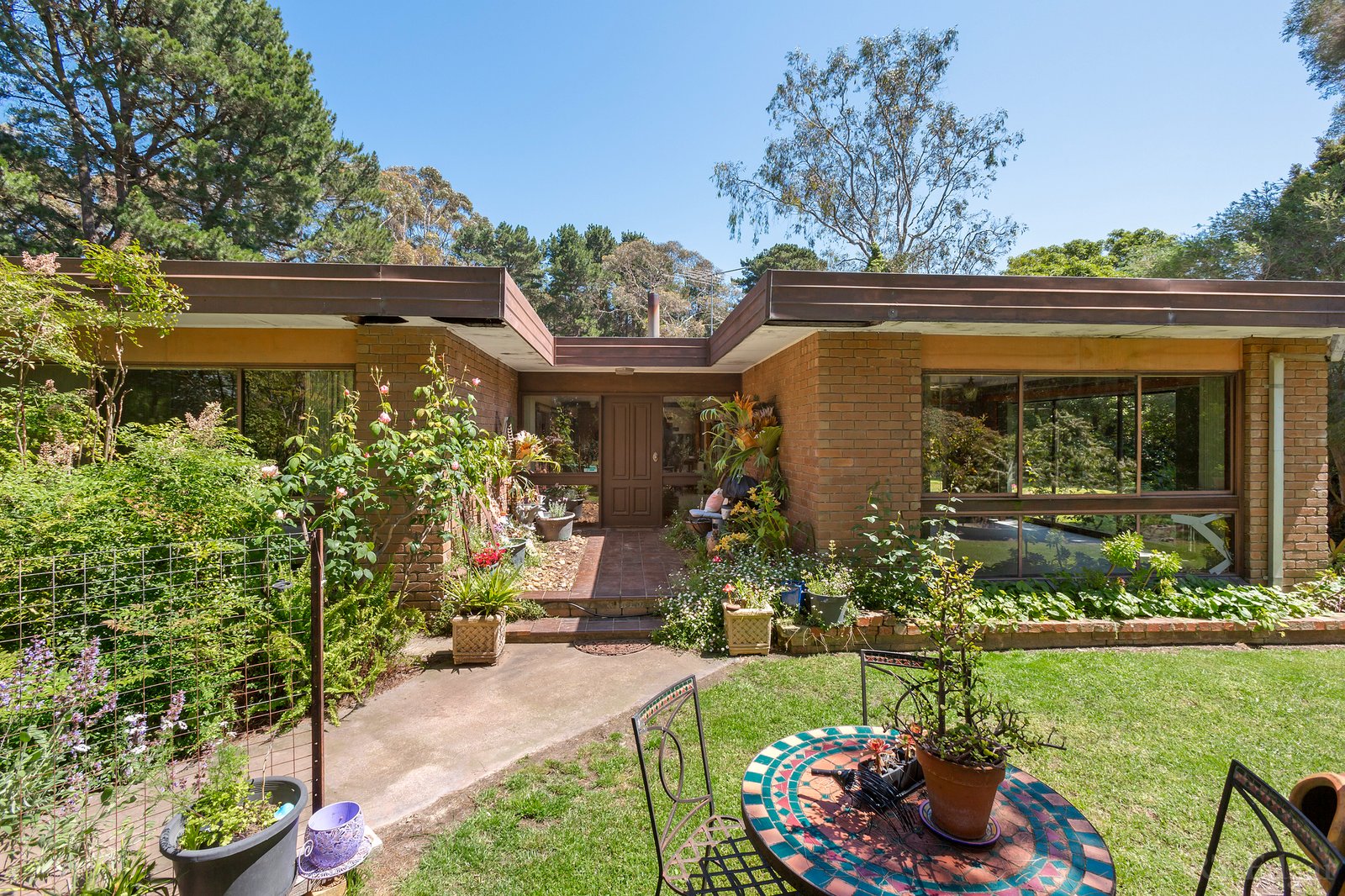 Real Estate and Property in 451-453 Grubb Road, Wallington, VIC