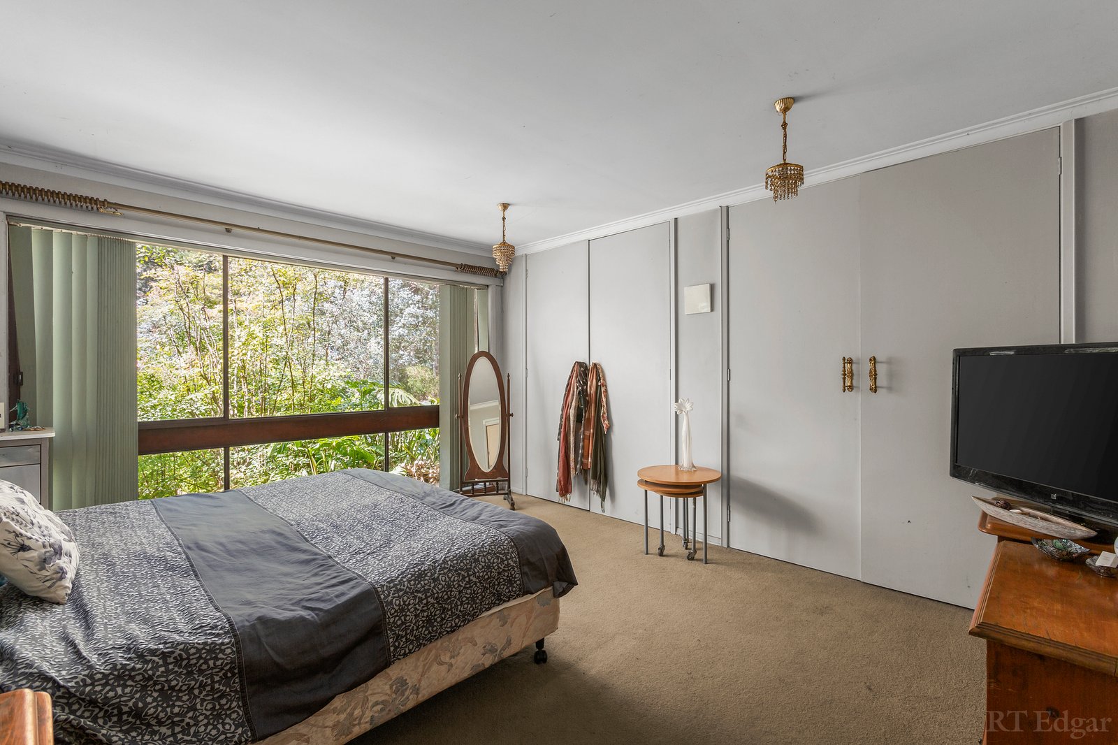 Real Estate and Property in 451-453 Grubb Road, Wallington, VIC