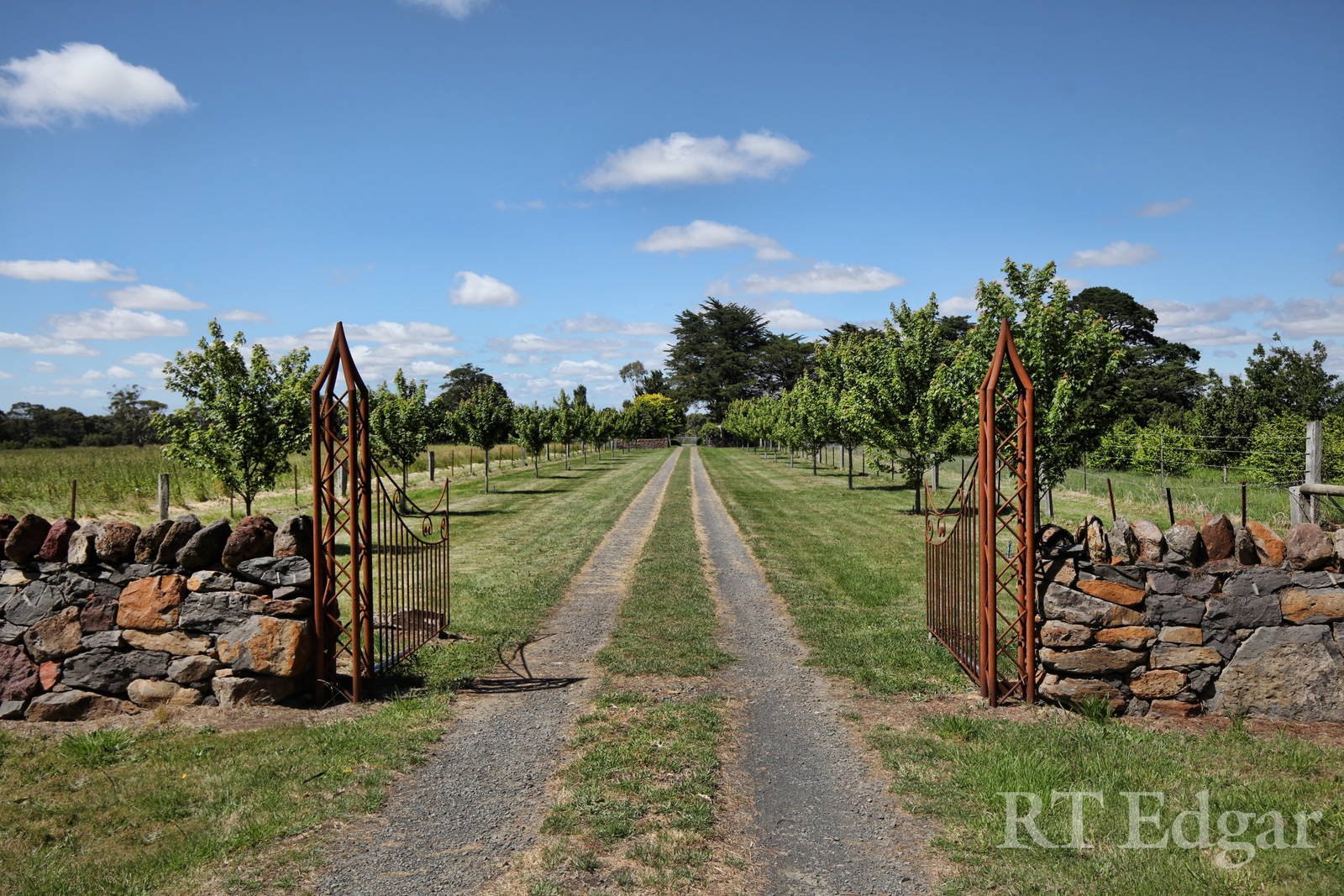 Real Estate and Property in 451 Couangalt Road, Gisborne South, VIC