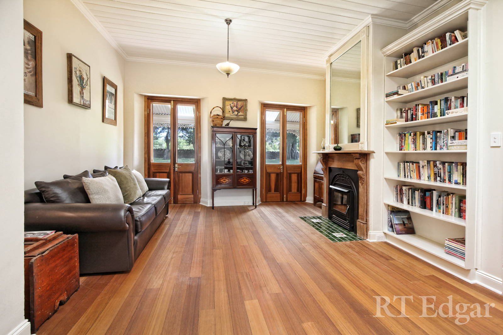 Real Estate and Property in 451 Couangalt Road, Gisborne South, VIC