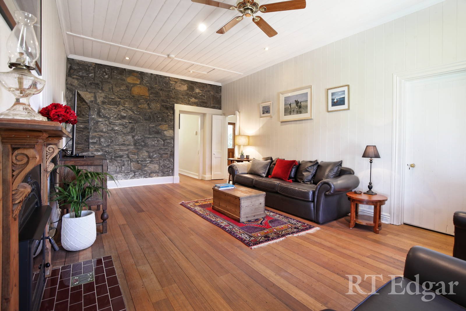 Real Estate and Property in 451 Couangalt Road, Gisborne South, VIC