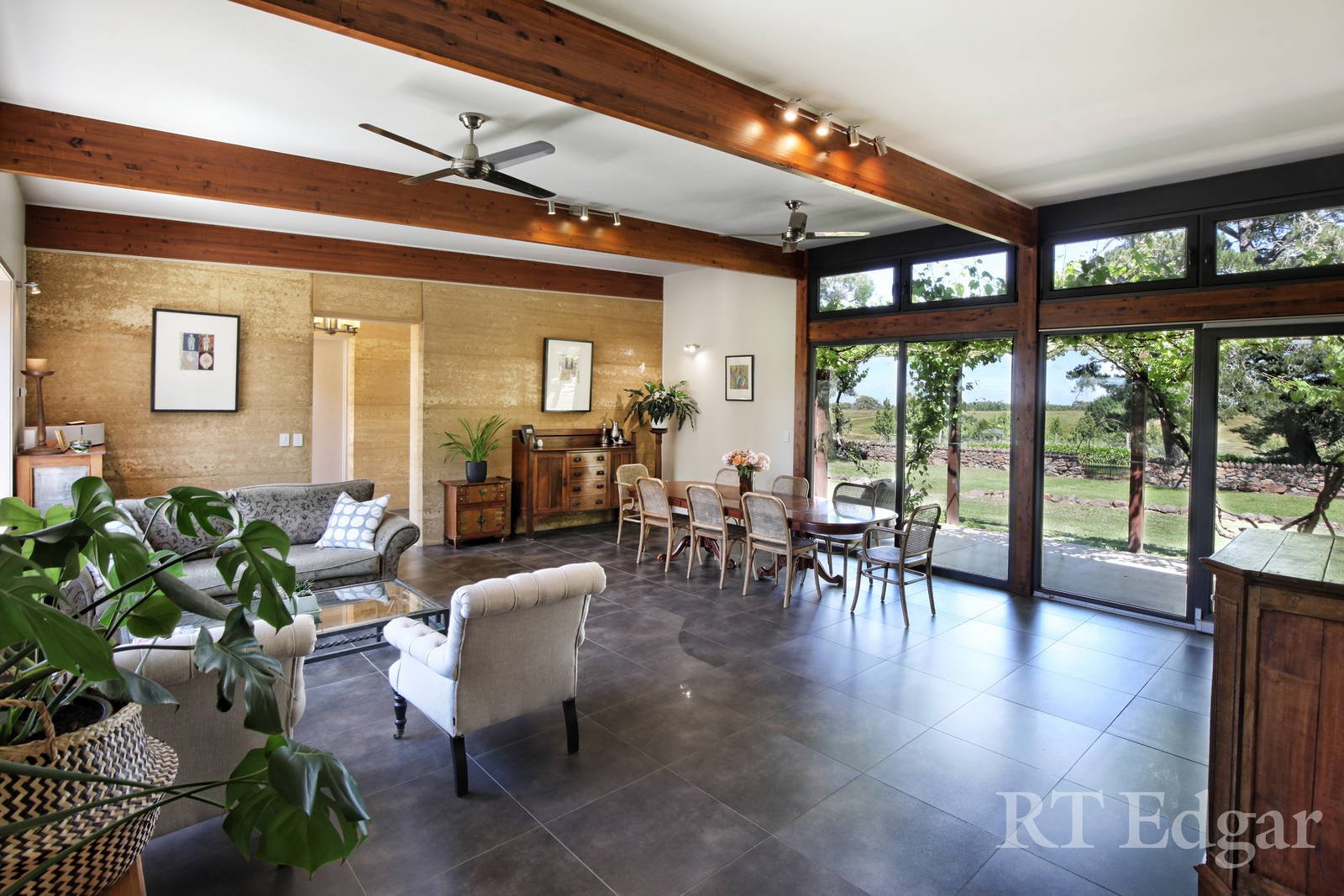 Real Estate and Property in 451 Couangalt Road, Gisborne South, VIC