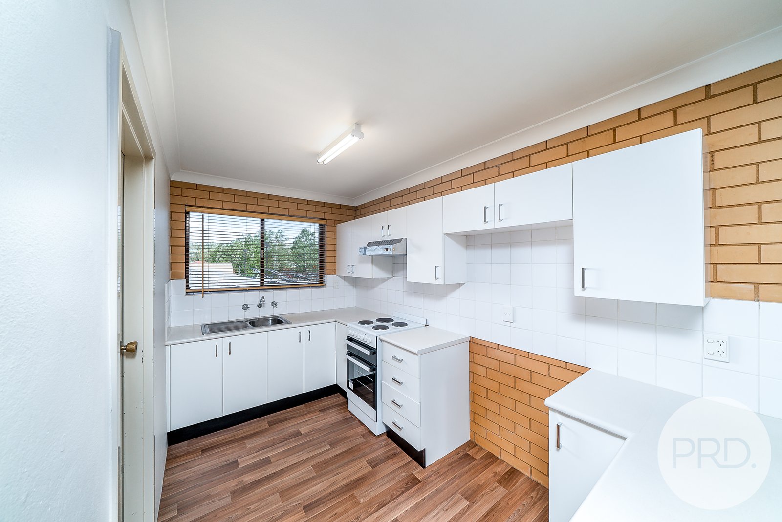 4/51 Kincaid Street WAGGA WAGGA 2