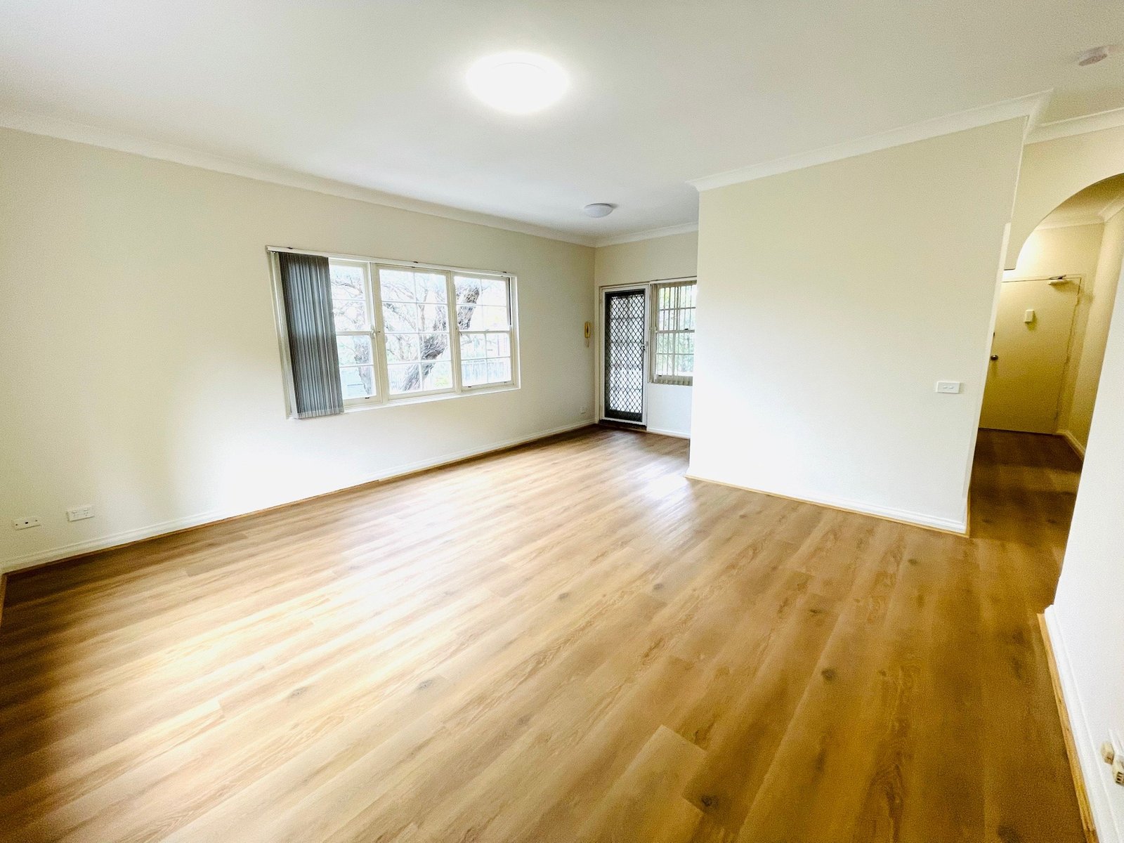 4/51 Robertson Street KOGARAH 3