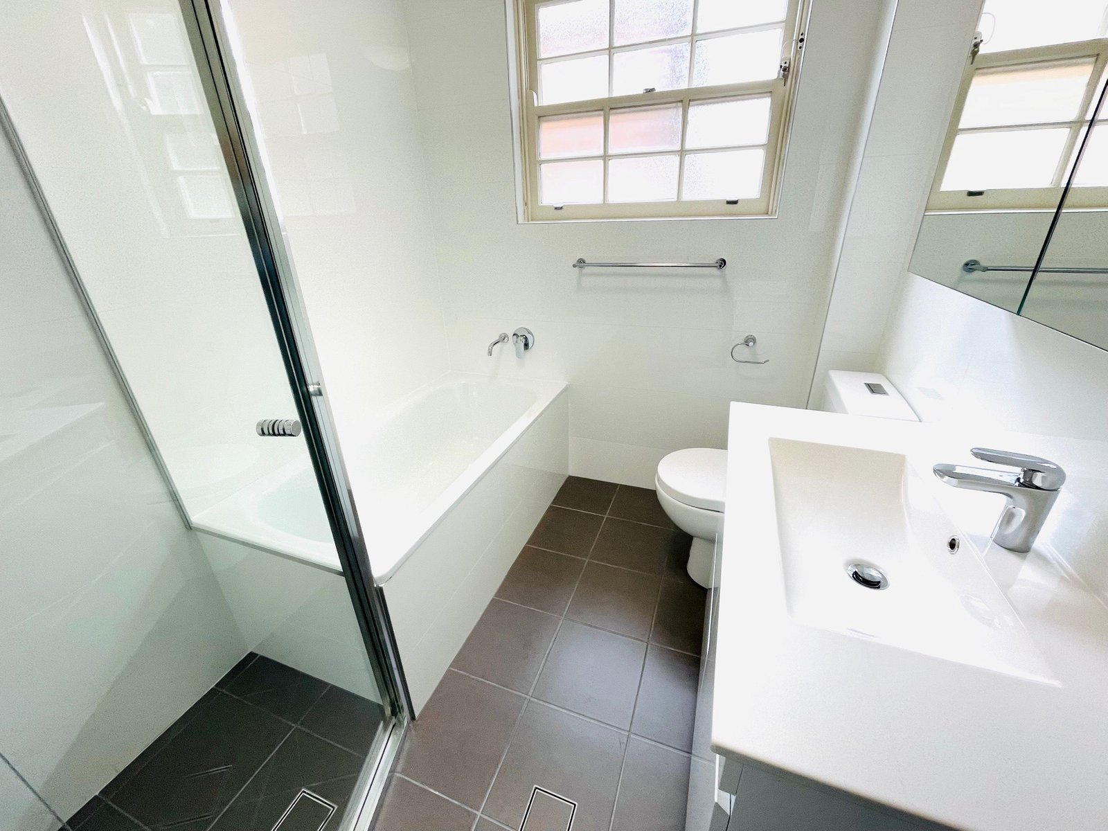 4/51 Robertson Street KOGARAH 4