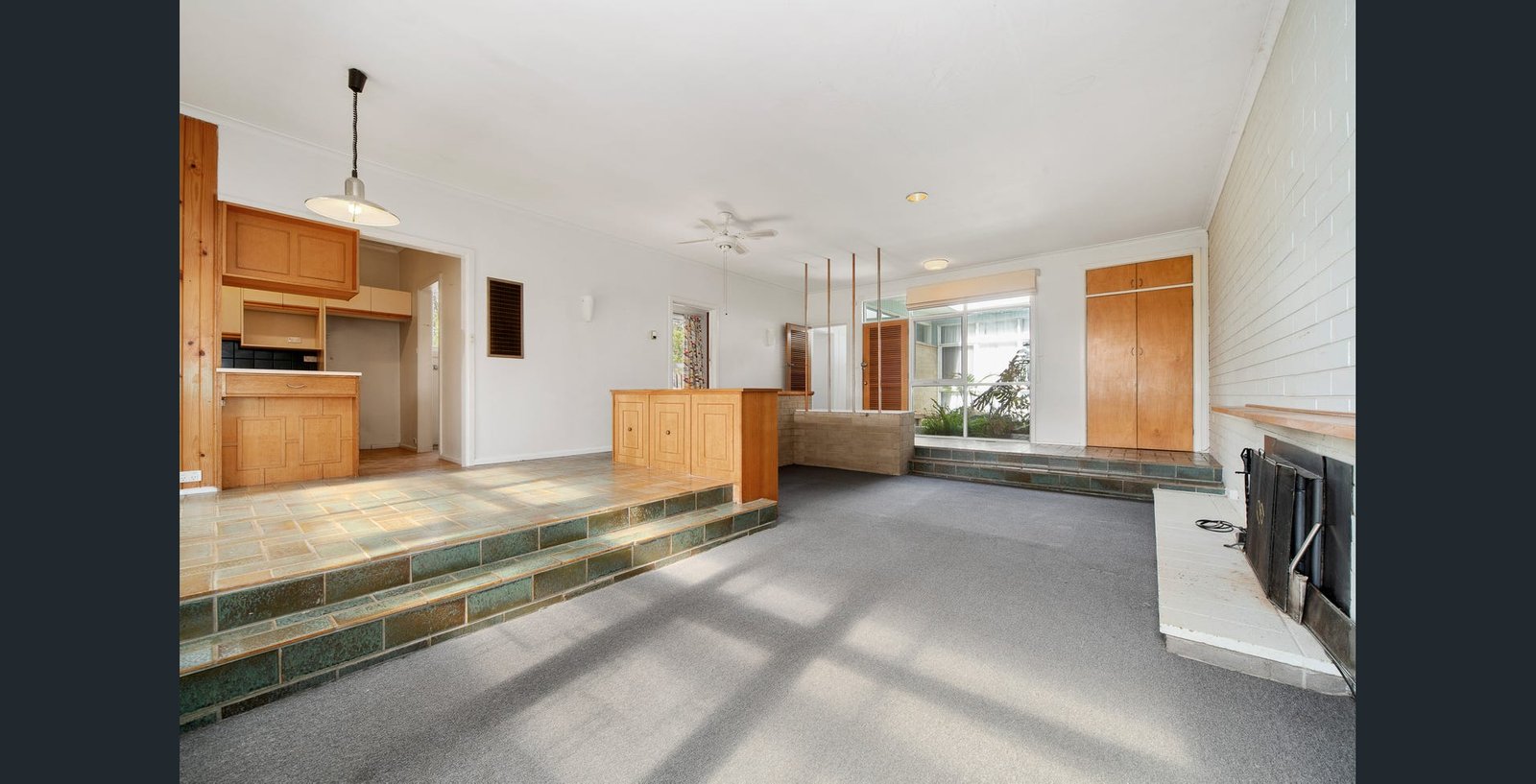 Gallery: 451 Station Street