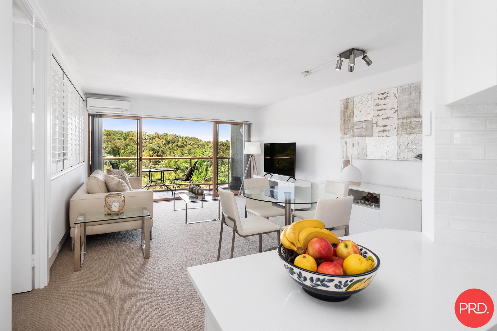 4511- 4512/2 Bay Drive COFFS HARBOUR 1