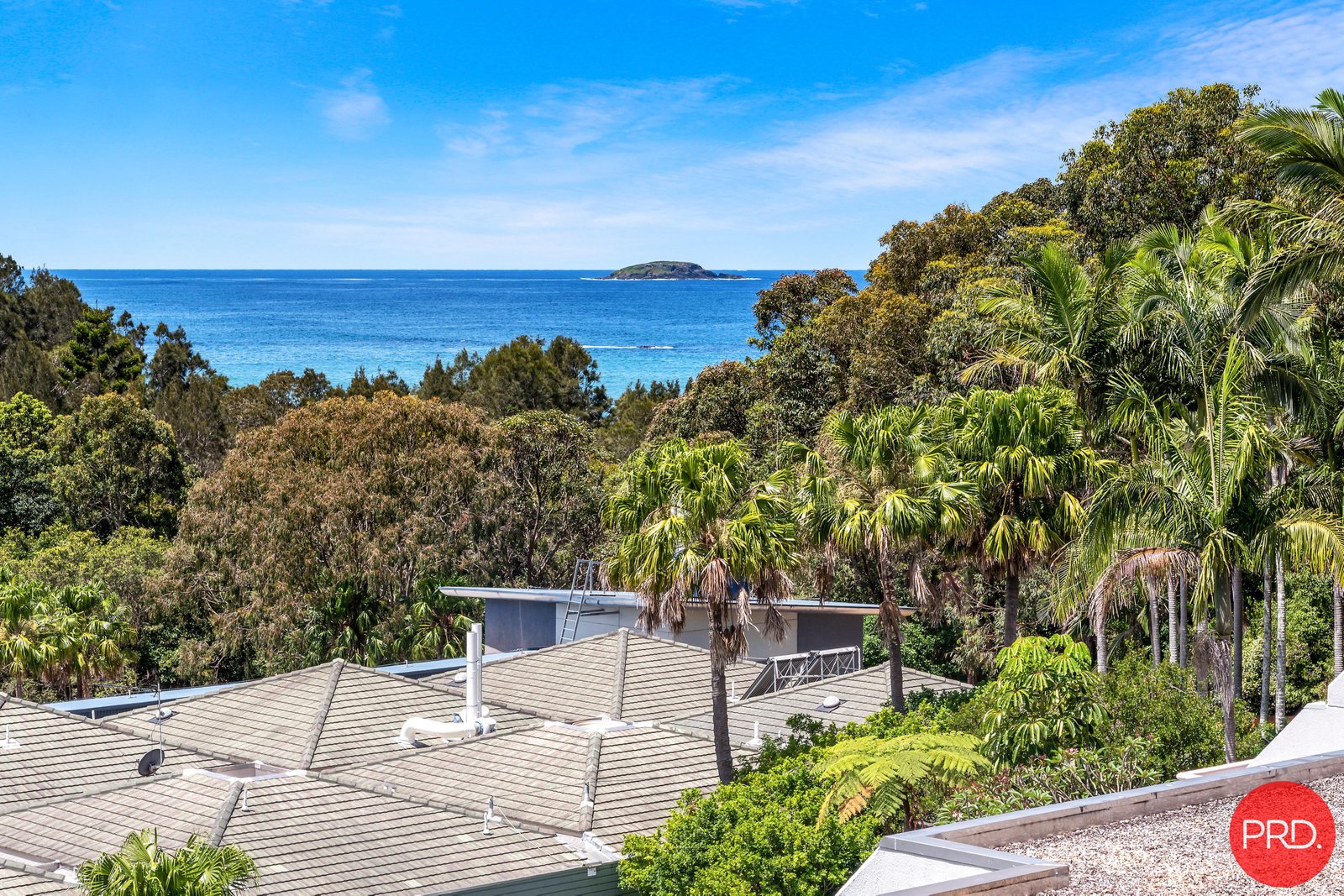 4511- 4512/2 Bay Drive COFFS HARBOUR 2