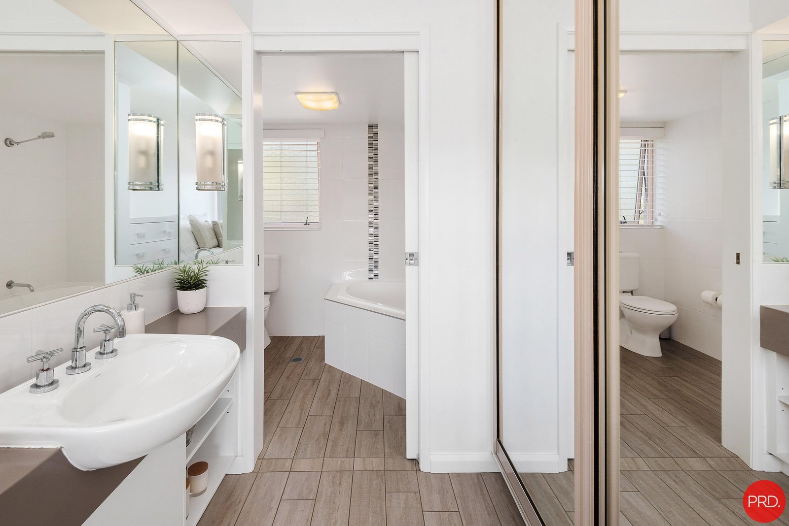 4511- 4512/2 Bay Drive COFFS HARBOUR 4