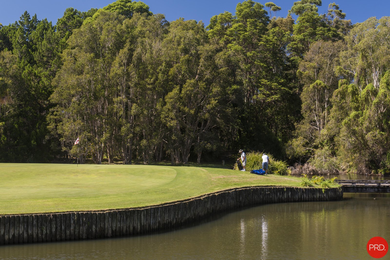 4511- 4512/2 Bay Drive COFFS HARBOUR 13