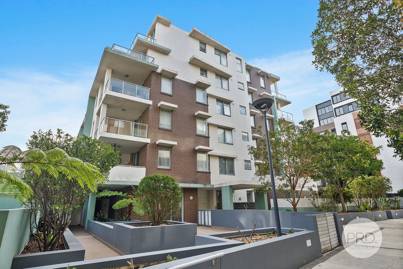 4511/42-44 Pemberton Street BOTANY 8