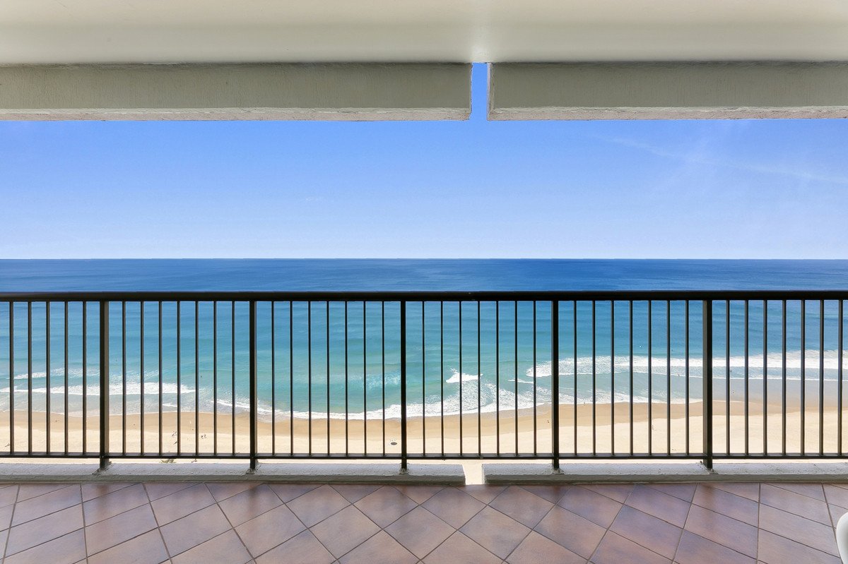 45/146 The Esplanade Burleigh Heads 10