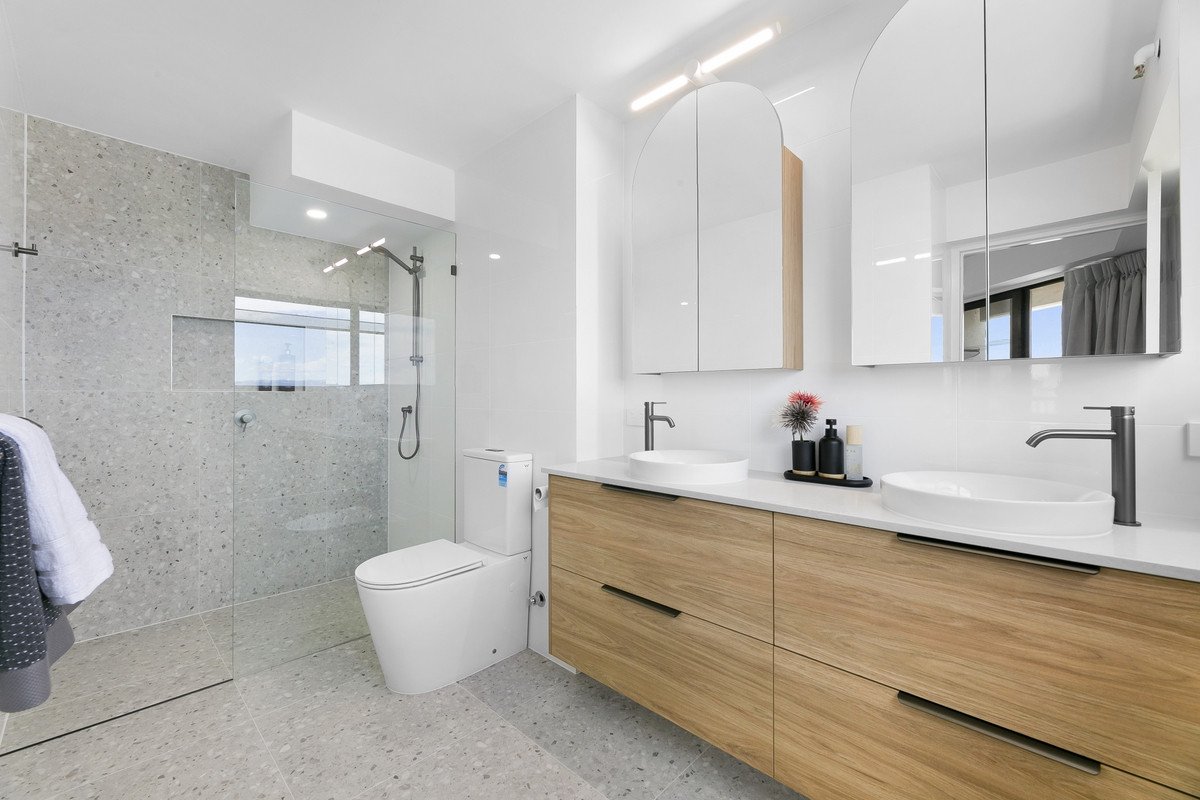 45/146 The Esplanade Burleigh Heads 16