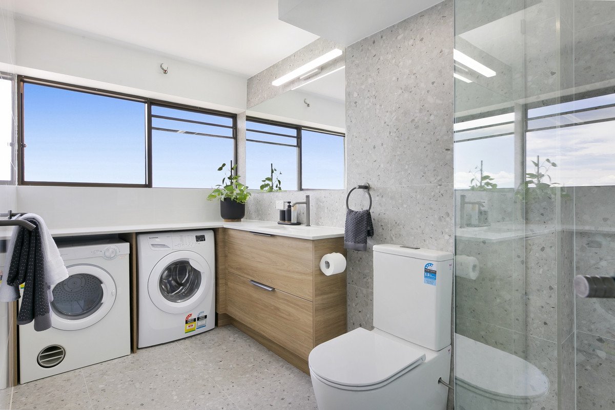 45/146 The Esplanade Burleigh Heads 20