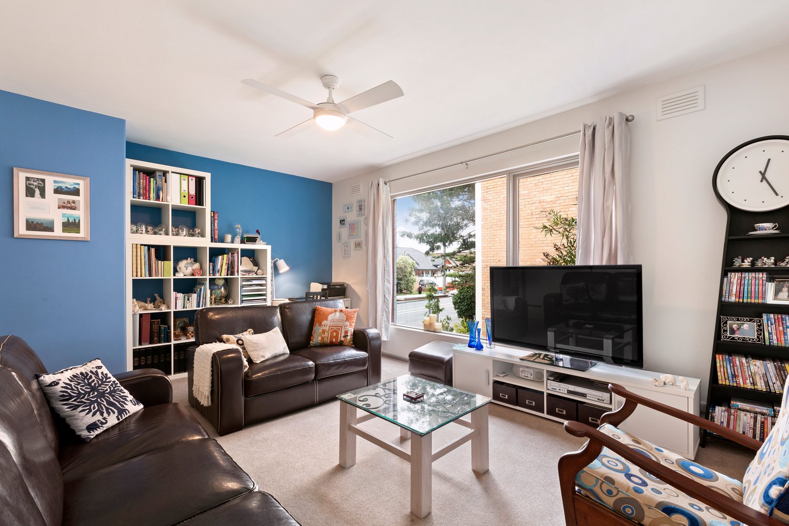 Gallery: 4/52 Hotham Street