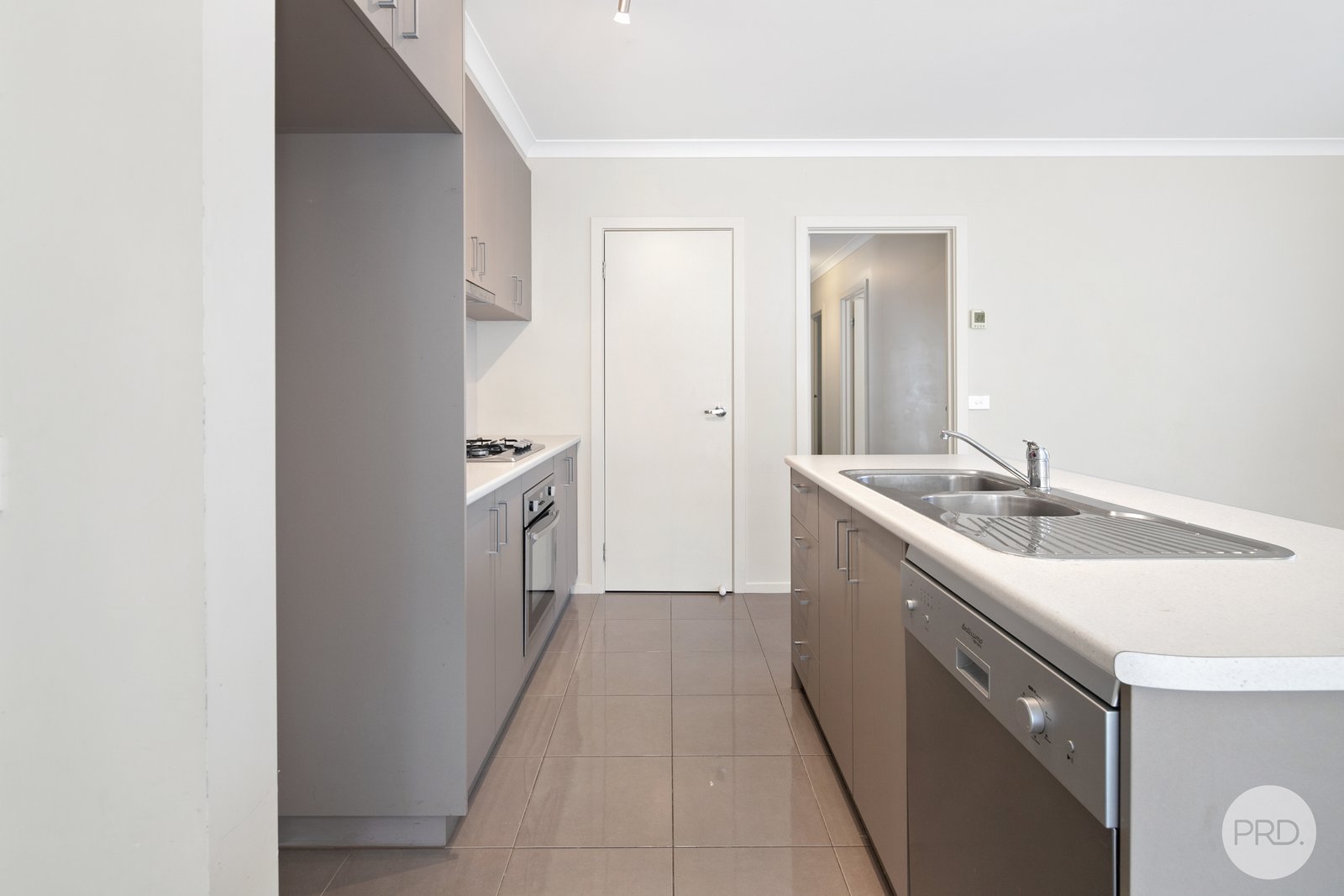 452 Latrobe Street REDAN 7