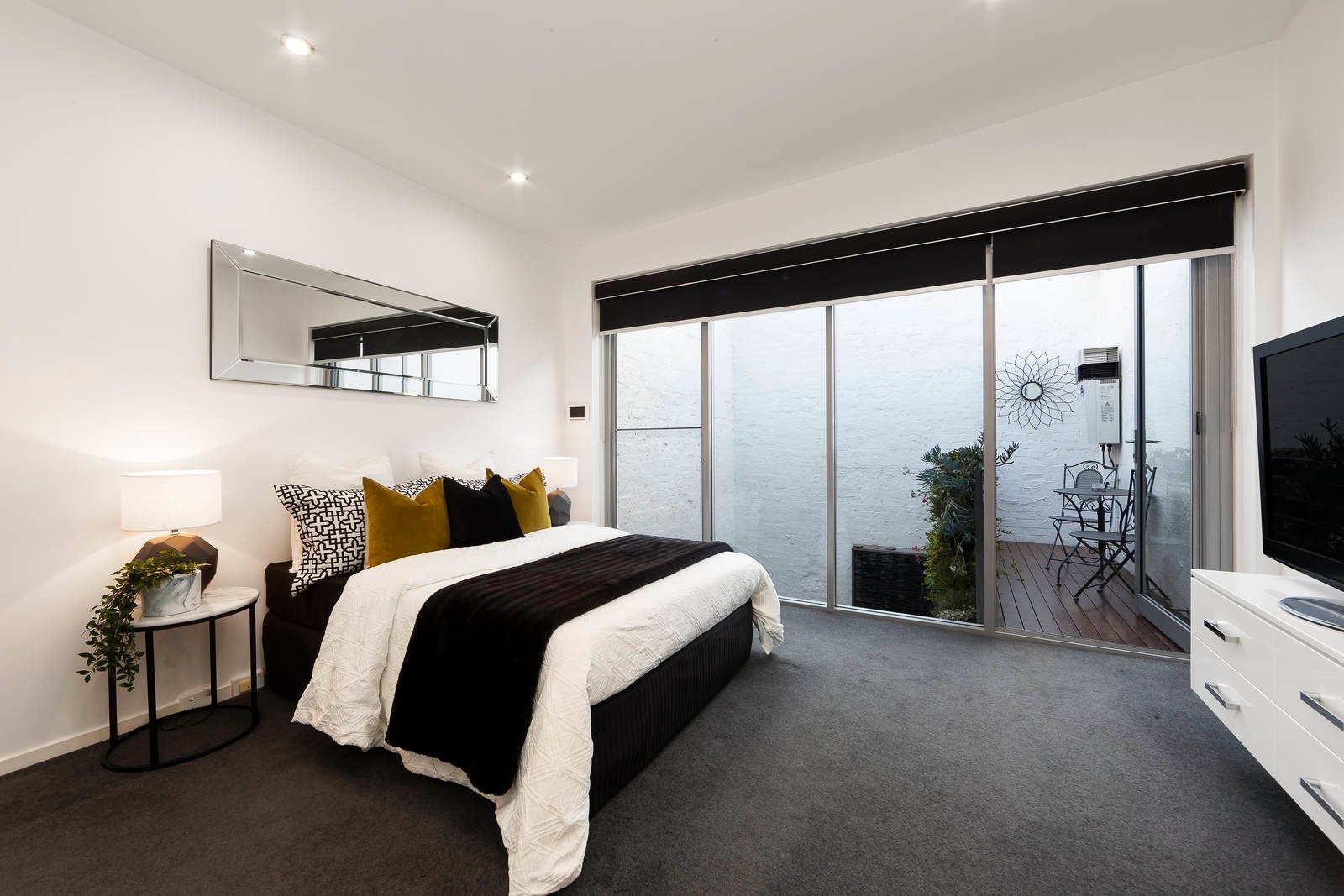 Real Estate and Property in 4/52 Lyndhurst Street, Richmond, VIC