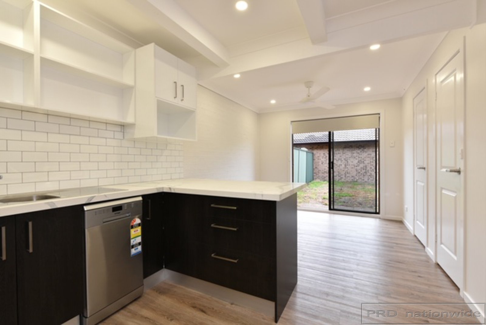 4/52 Railway Parade KURRI KURRI 5