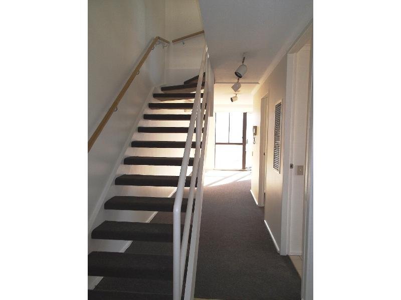 Gallery: 45/27 Queens Road