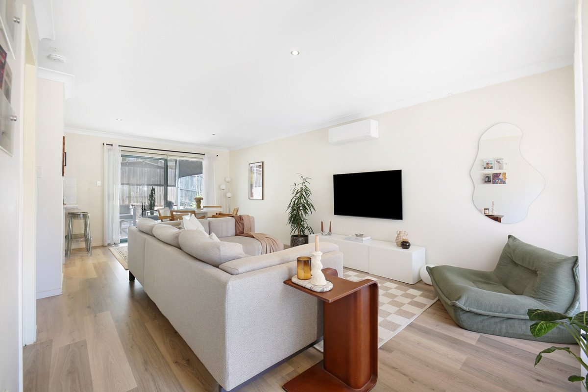 45/28 Ancona Street Carrara 2