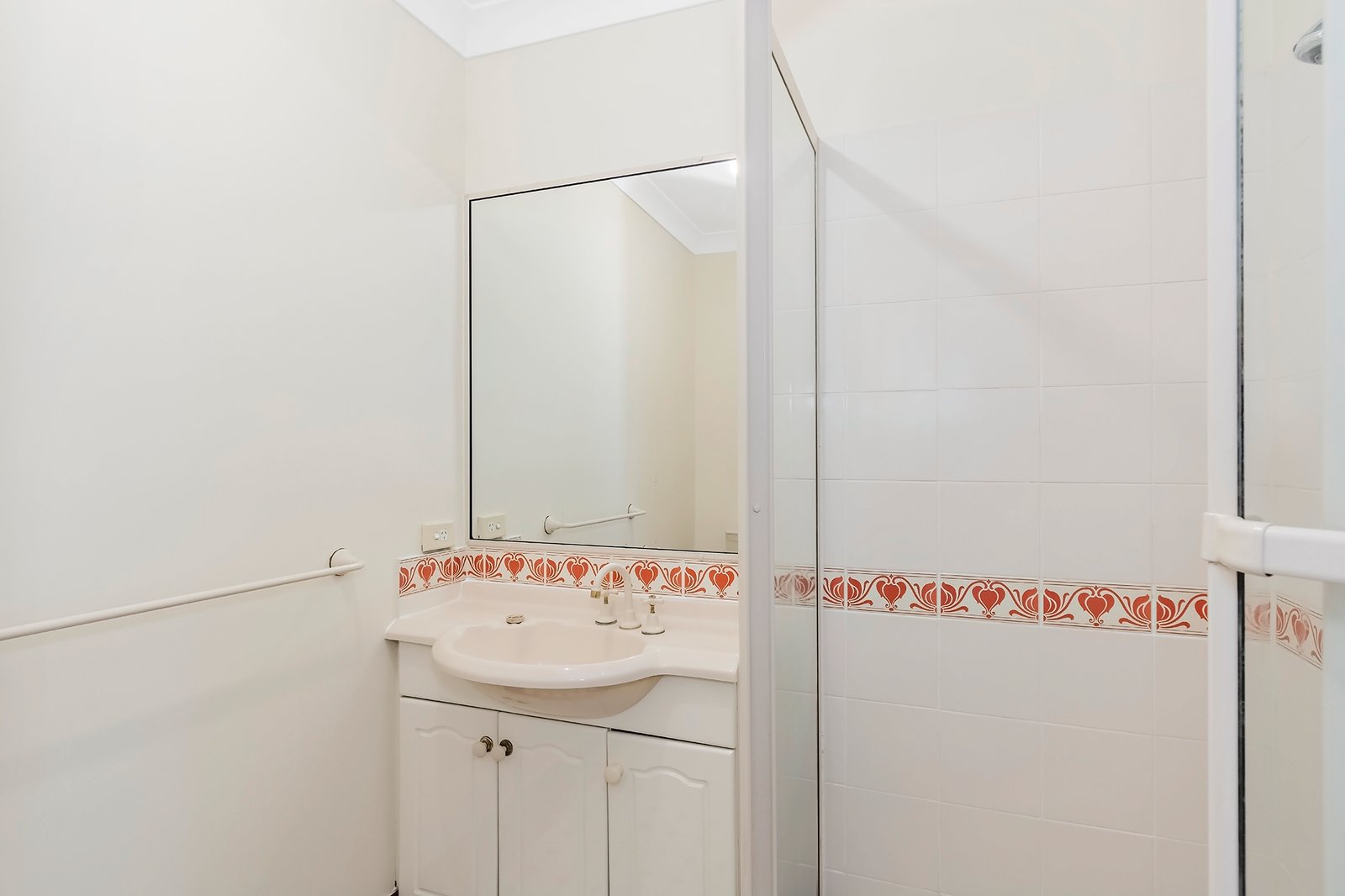 4/53 Bauer Street SOUTHPORT 9