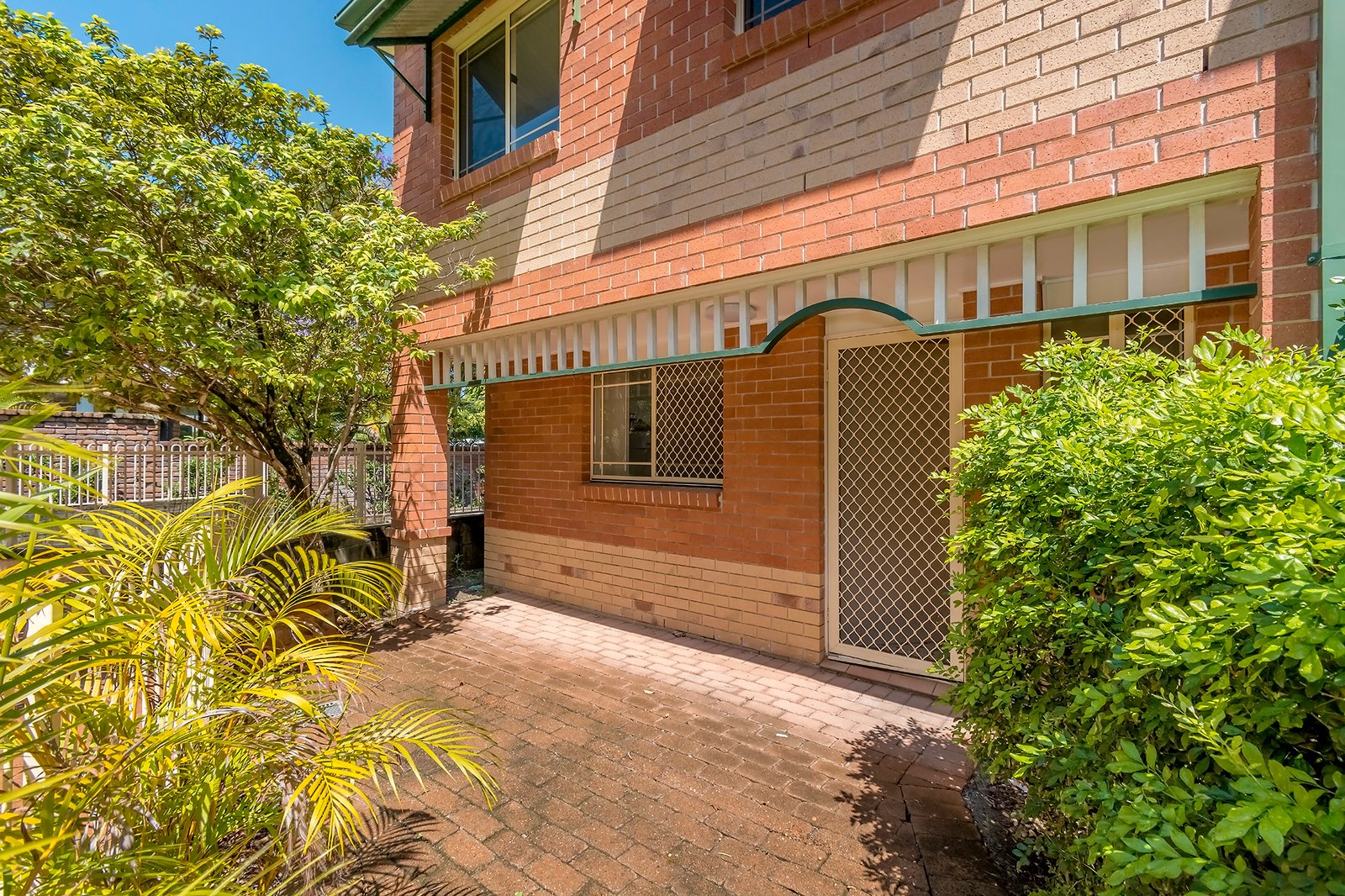 4/53 Bauer Street SOUTHPORT 13