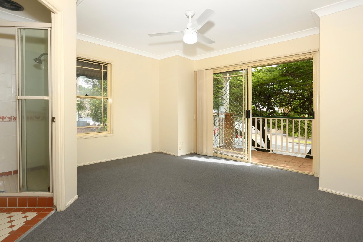 4/53 Bauer Street SOUTHPORT 4