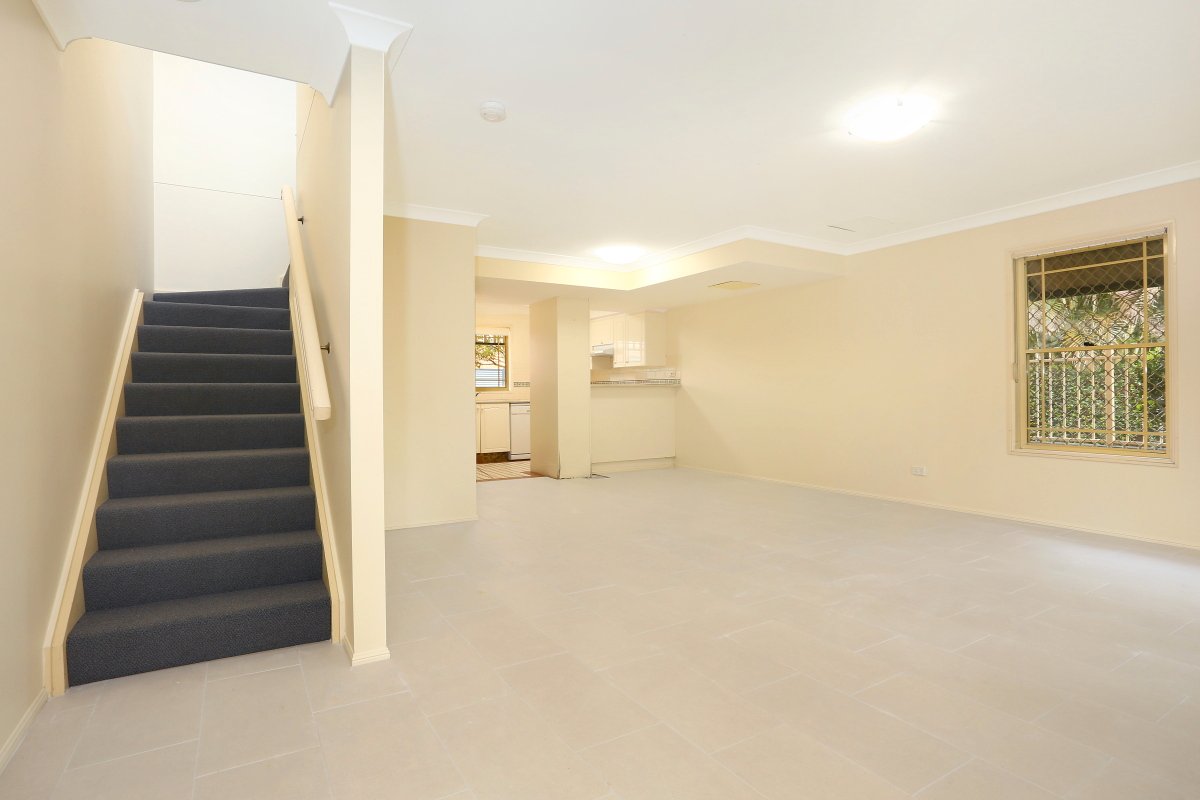 4/53 Bauer Street SOUTHPORT 3