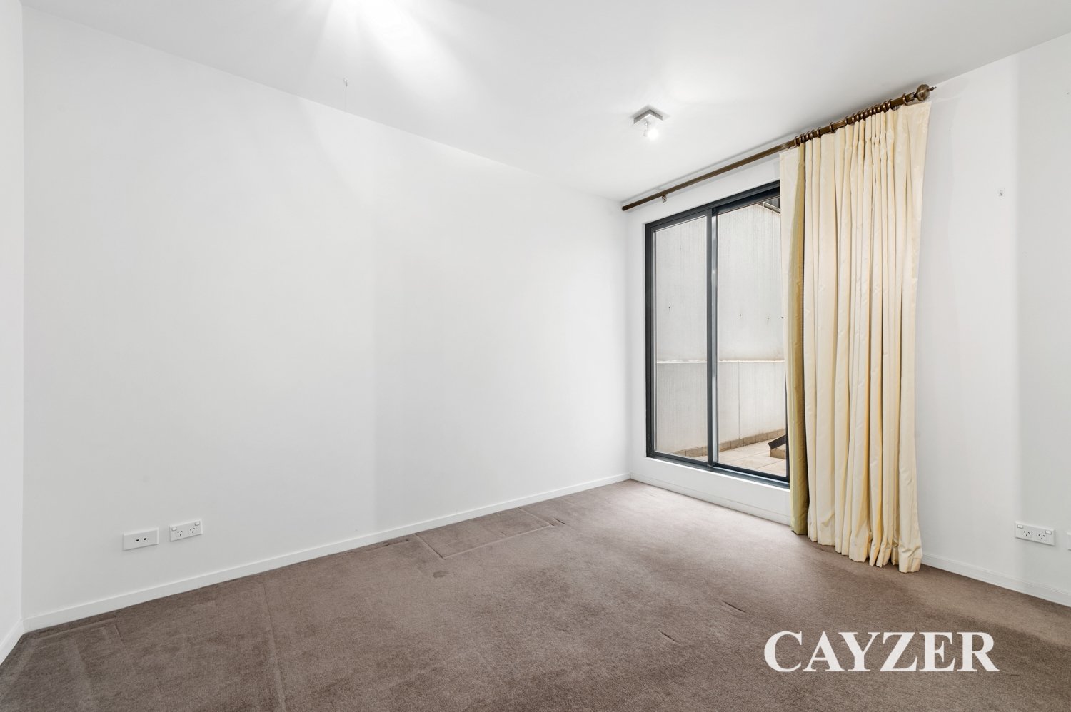 Gallery: 4/53 Johnston Street
