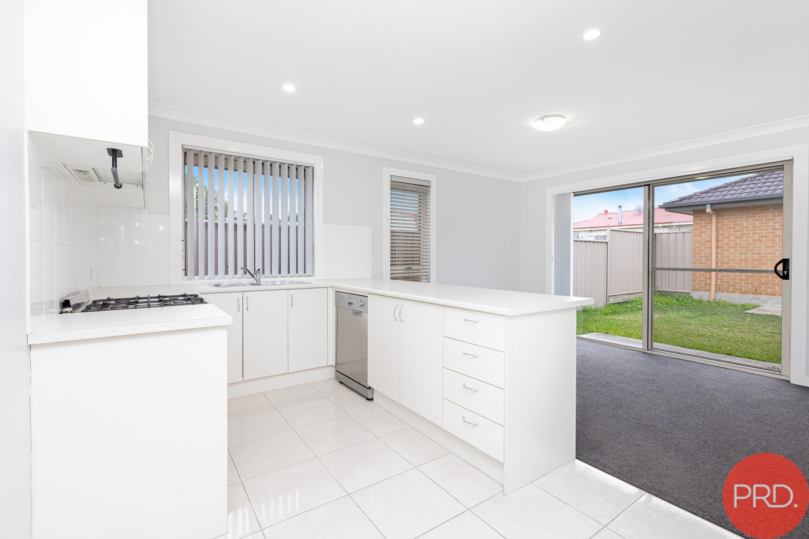 4/53 Raymond Terrace Road EAST MAITLAND 11