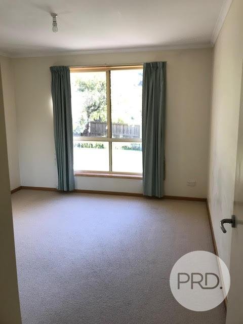 4/53 Summerleas Road KINGSTON 5