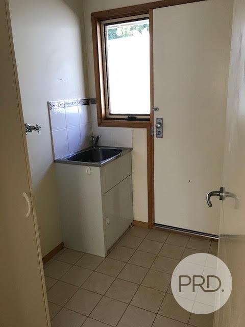 4/53 Summerleas Road KINGSTON 8