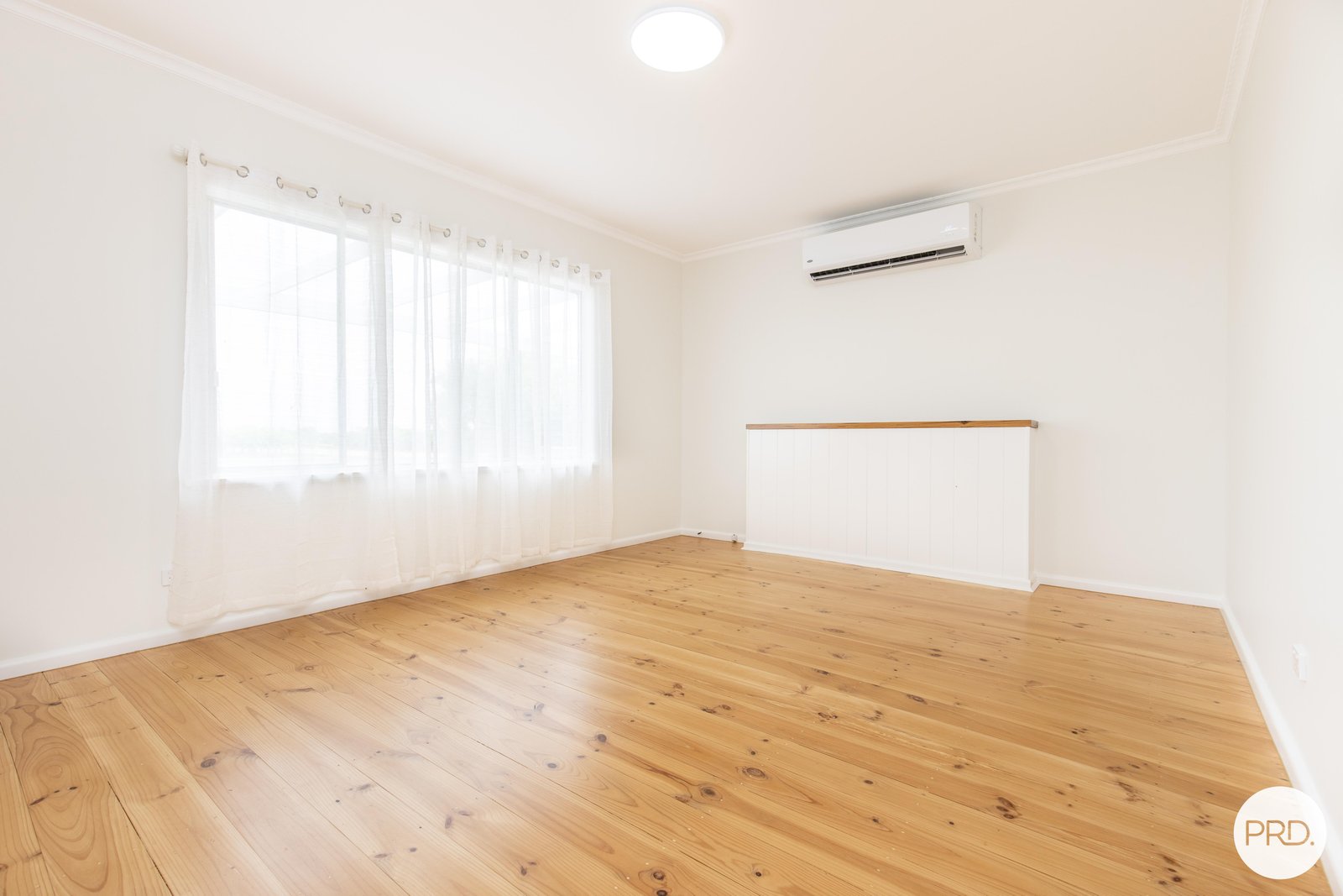 454 & 454a McEdward Street BIRDWOODTON 2