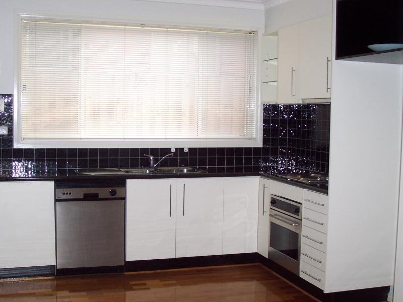Gallery: 4/54 Hobbs Street