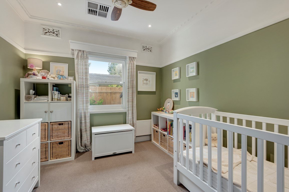 Real Estate and Property in 454 Middleborough Road, Blackburn, VIC