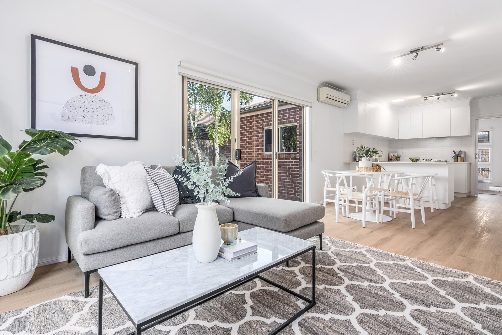 Gallery: 4/54 Torquay Road