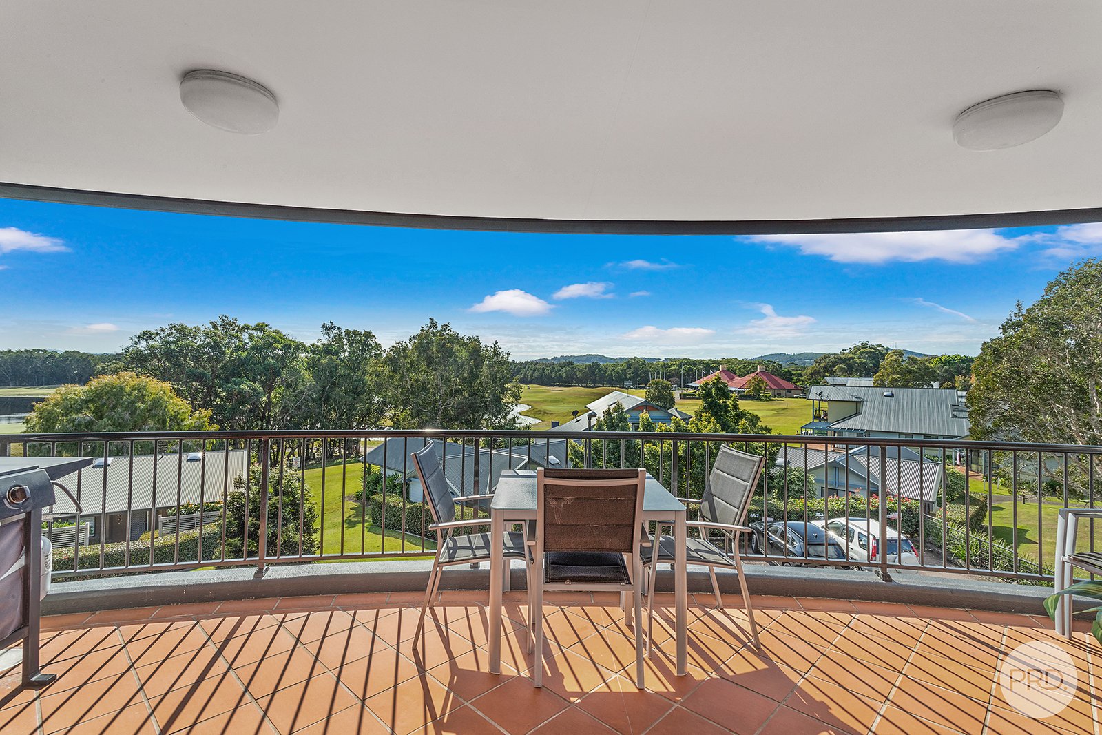 45/40 Horizons Drive SALAMANDER BAY 1
