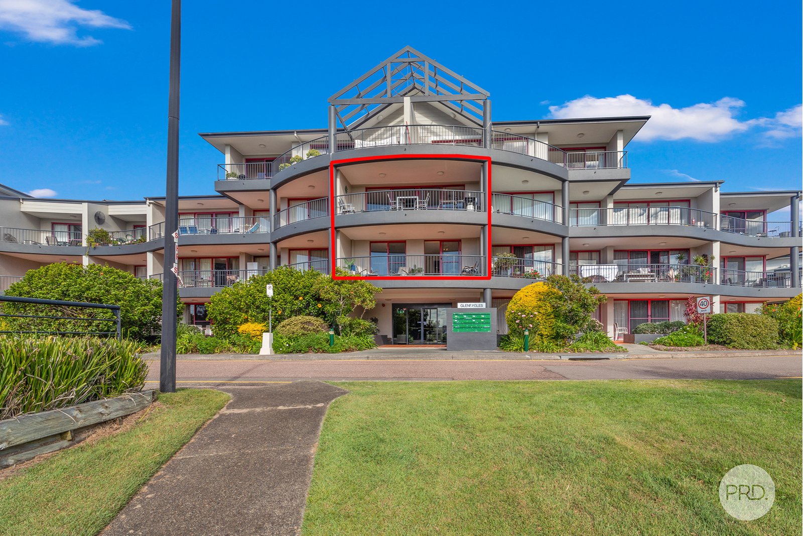 45/40 Horizons Drive SALAMANDER BAY 15