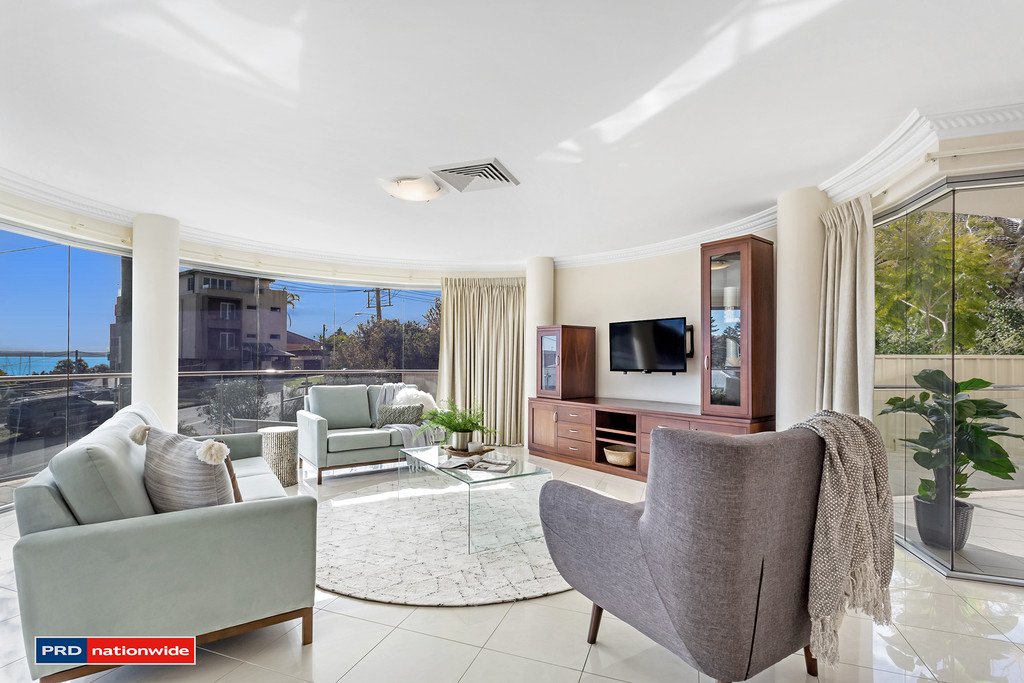 4/55-59 Magnus Street NELSON BAY 3