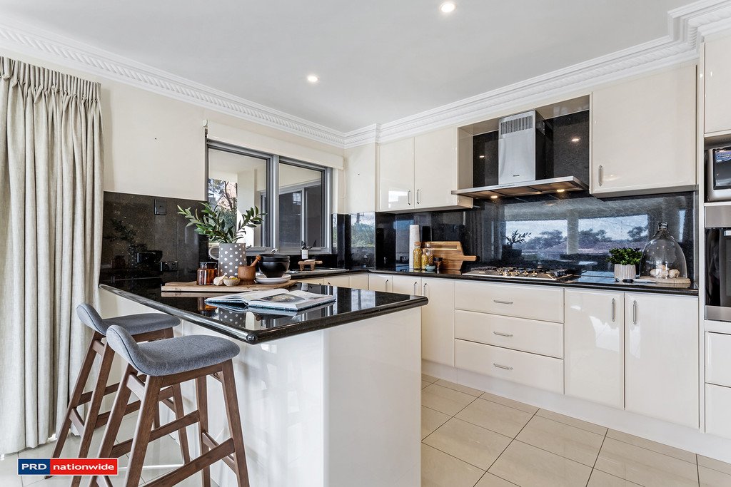 4/55-59 Magnus Street NELSON BAY 9