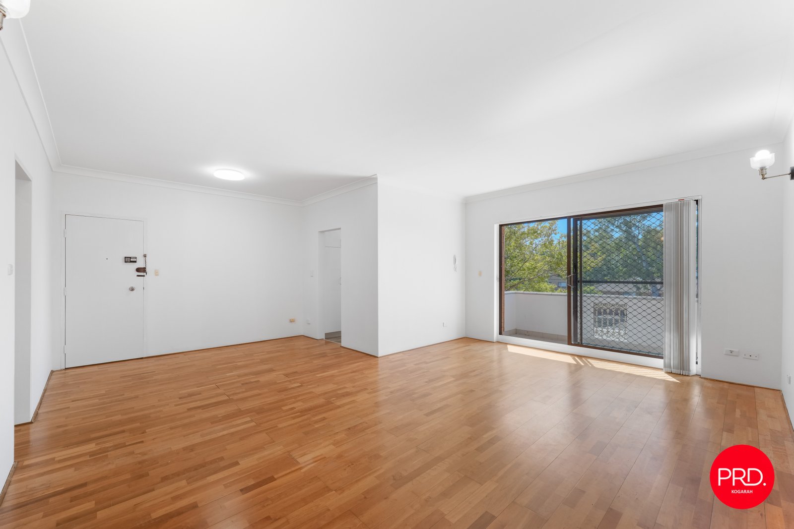 4/55 Hampton Court Road CARLTON 2