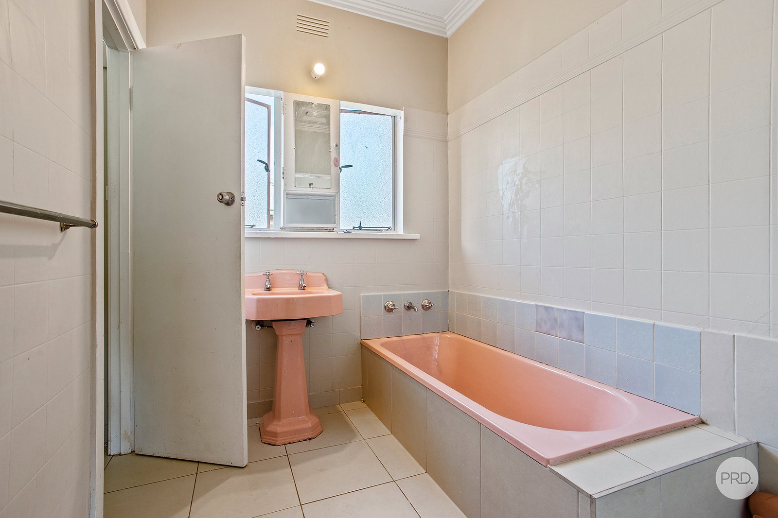 455 High Street GOLDEN SQUARE 10