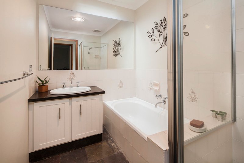 455 Learmonth Road MITCHELL PARK 6