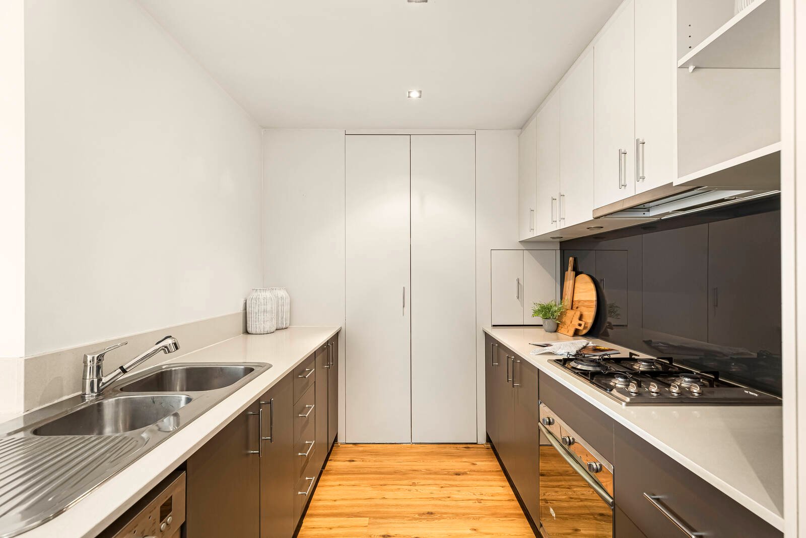 Real Estate and Property in 4/561 Glenferrie Road, Hawthorn, VIC