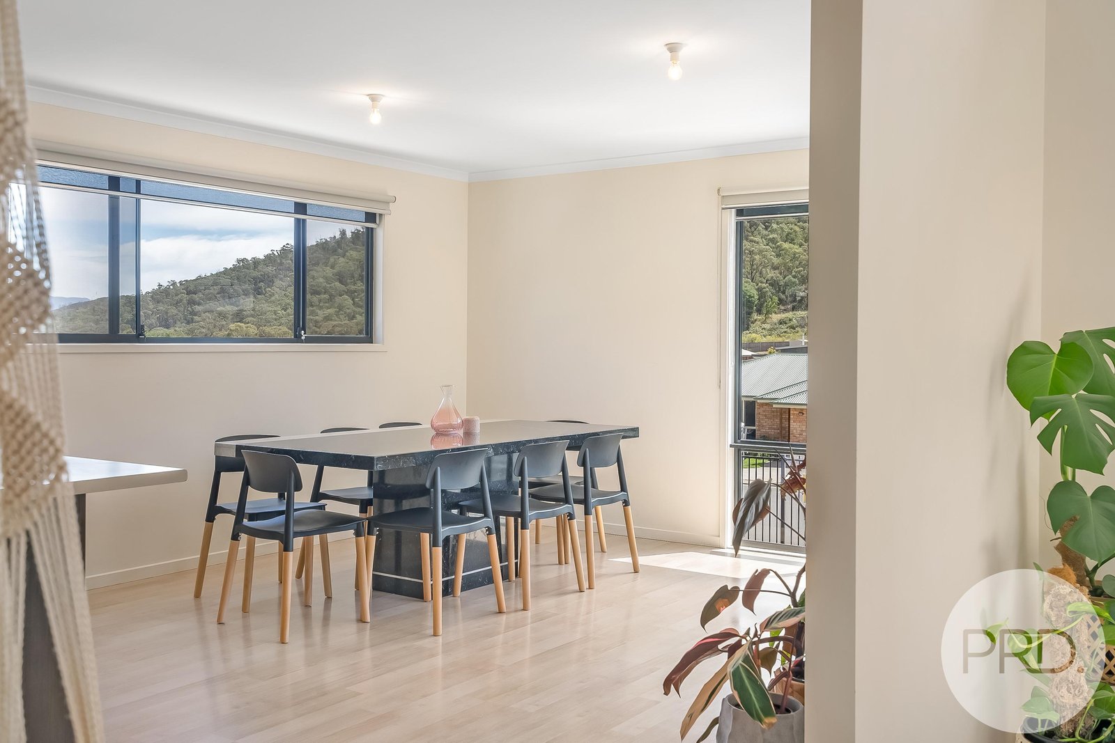 457 Cambridge Road MORNINGTON 16