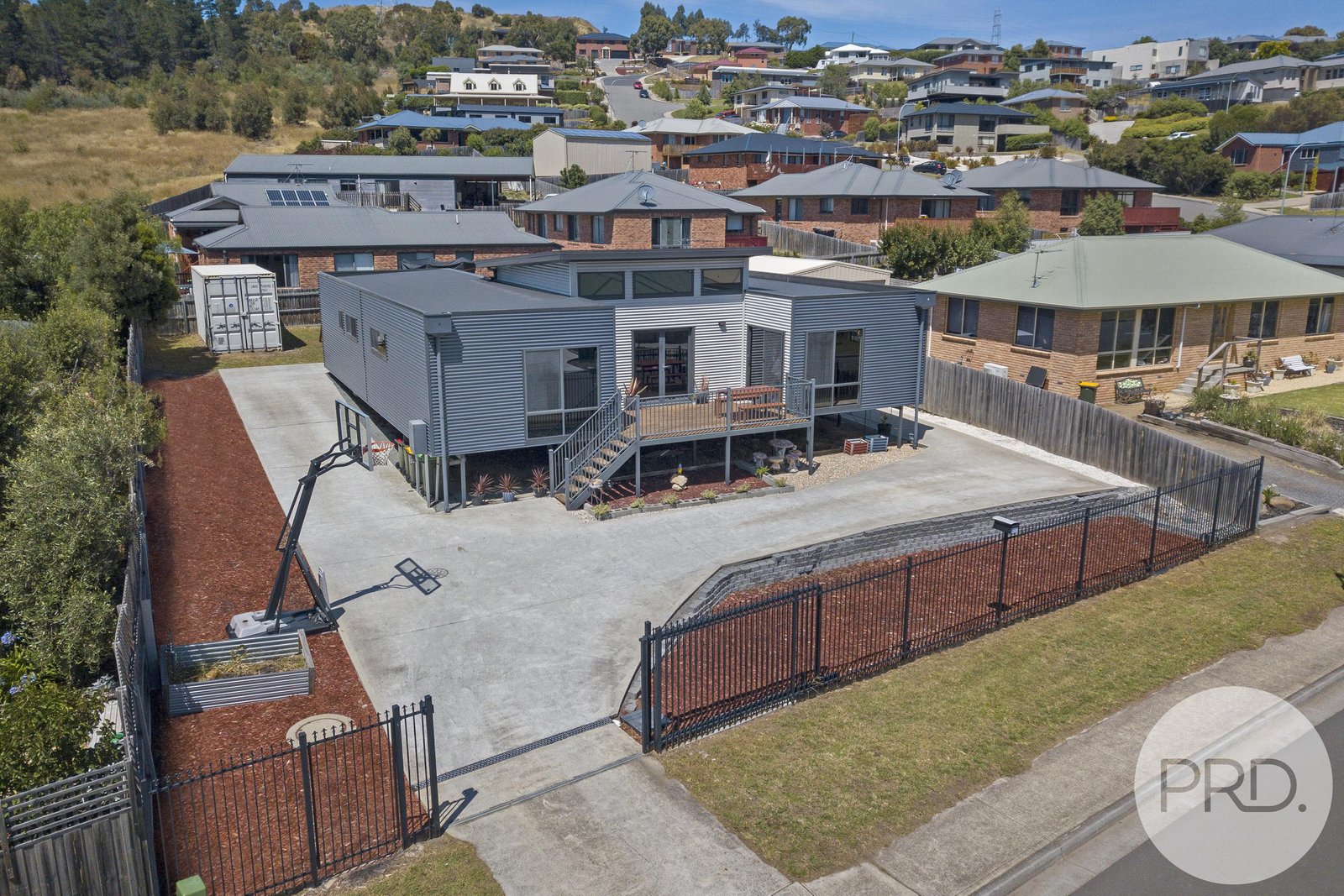 457 Cambridge Road MORNINGTON 35