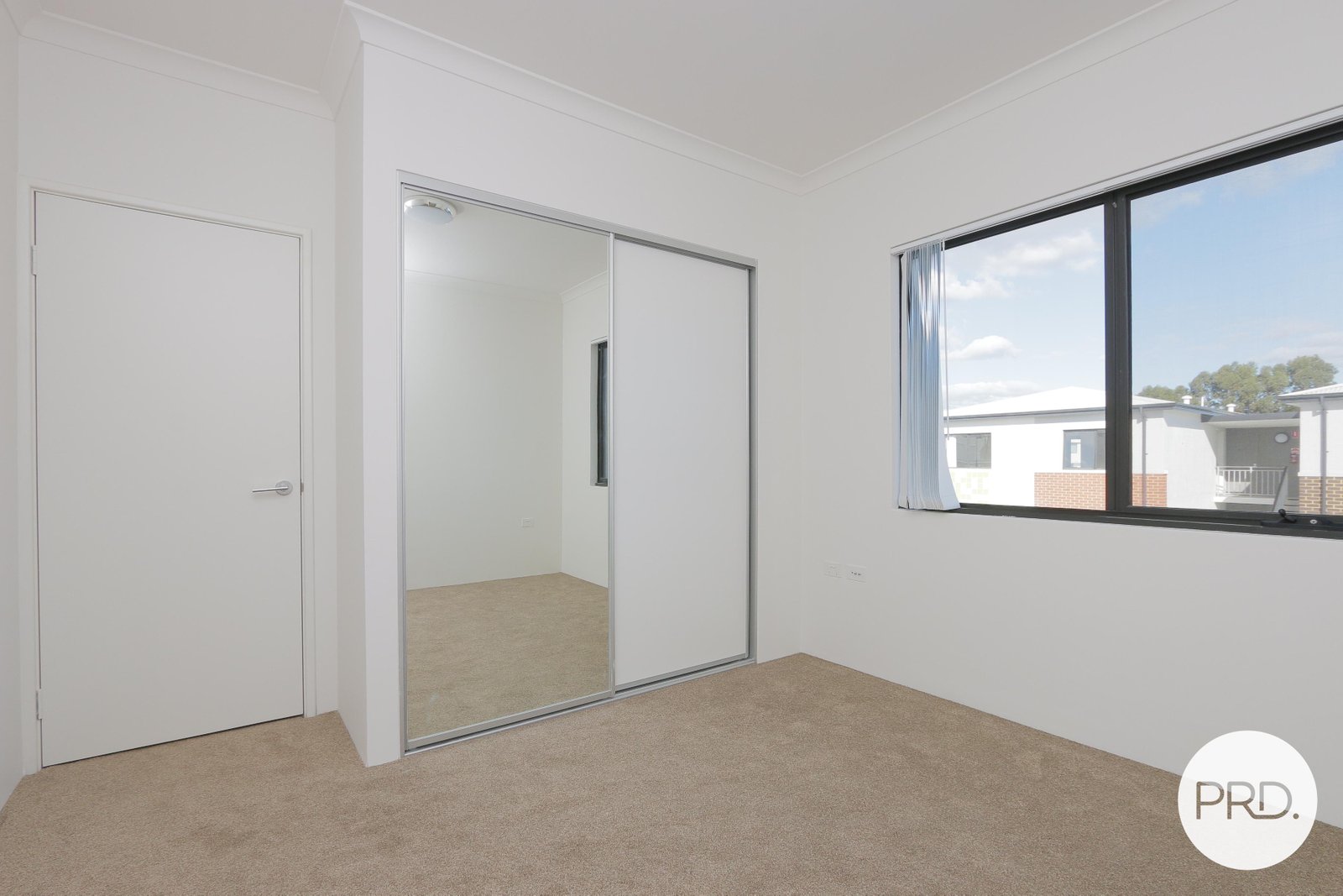 45/7 Durnin Avenue BEELIAR 5