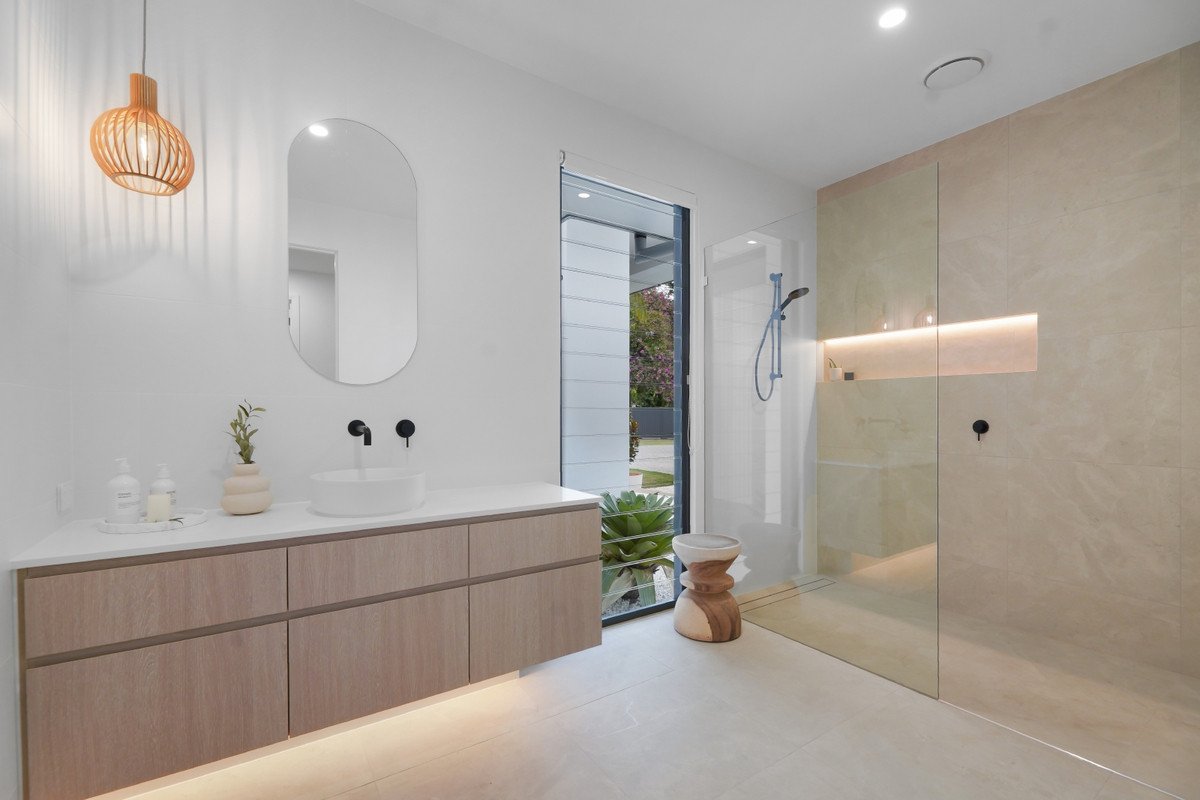 457 Tallebudgera Creek Road Tallebudgera Valley 24