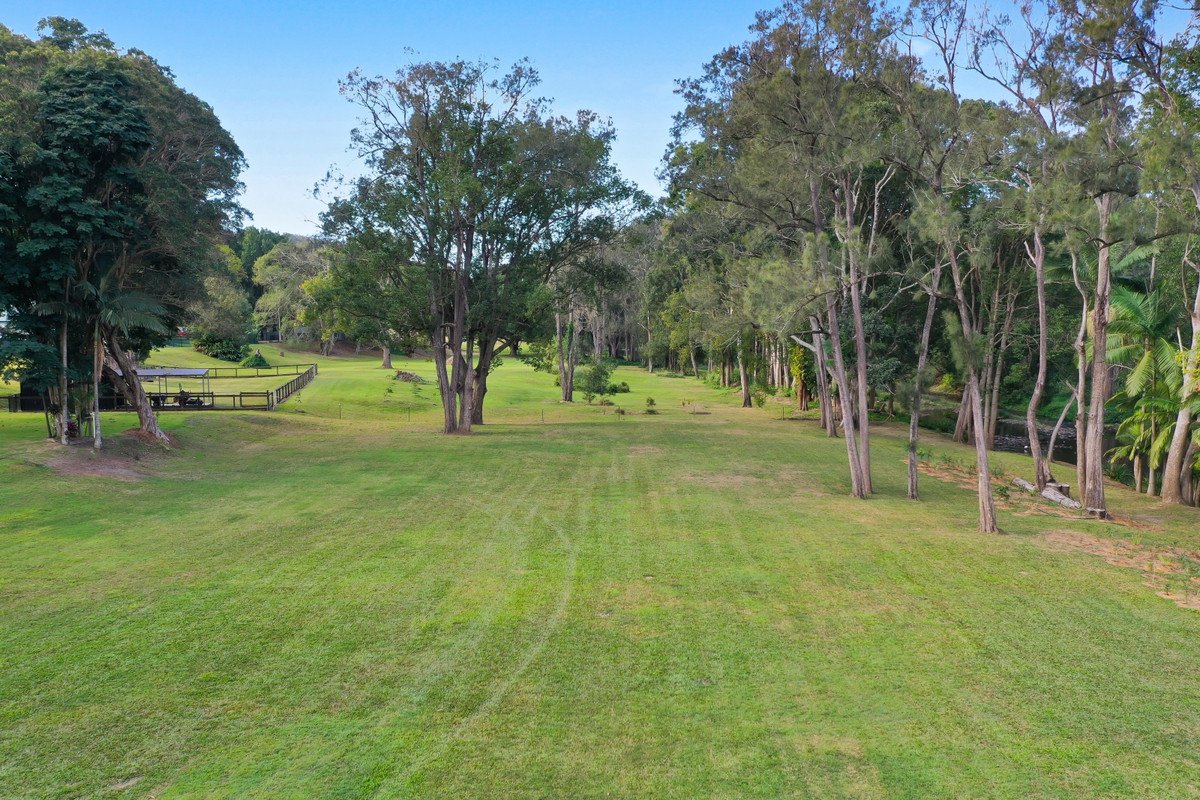 457 Tallebudgera Creek Road Tallebudgera Valley 33